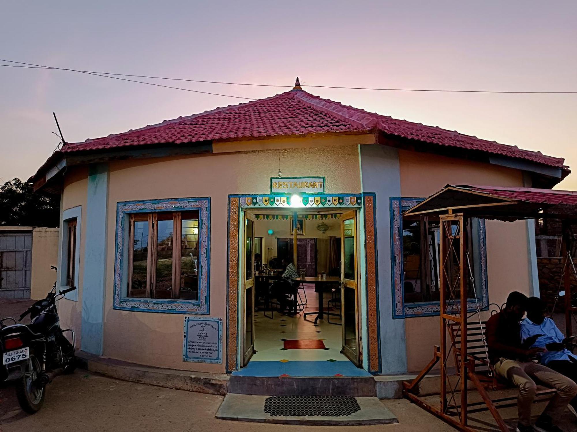 Dholavira Tourism Resort Екстериор снимка