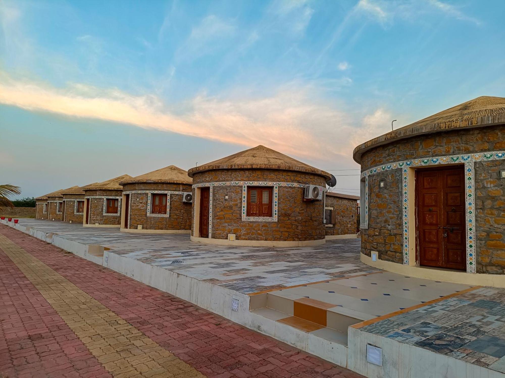 Dholavira Tourism Resort Екстериор снимка