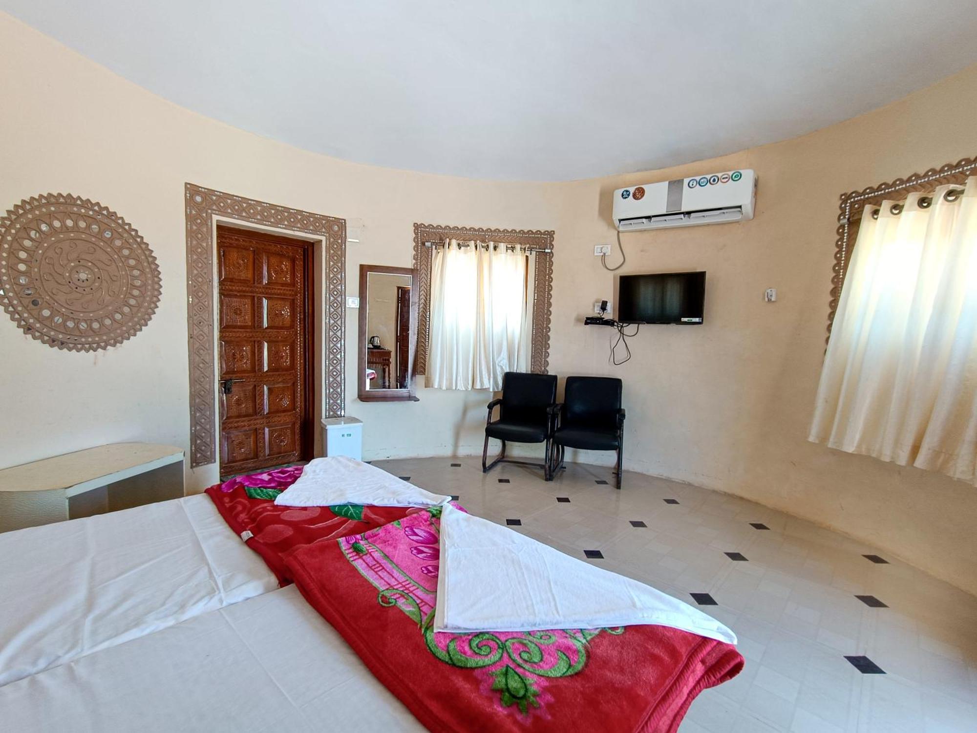 Dholavira Tourism Resort Екстериор снимка
